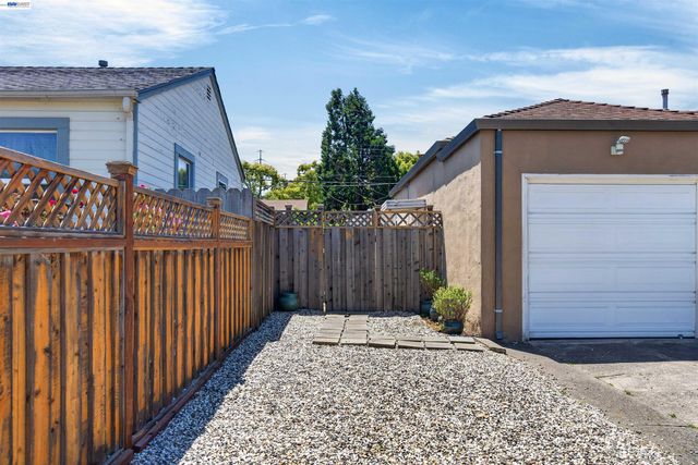 3025 Burnette St, Vallejo, CA 94591