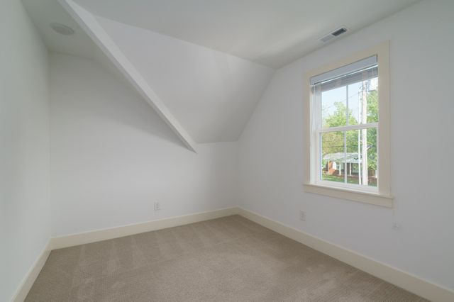 302 Avondale Dr, Franklin, TN 37064