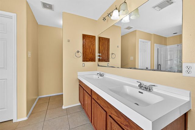 634 Hawthorne Pasture Road, Rosenberg, TX 77471