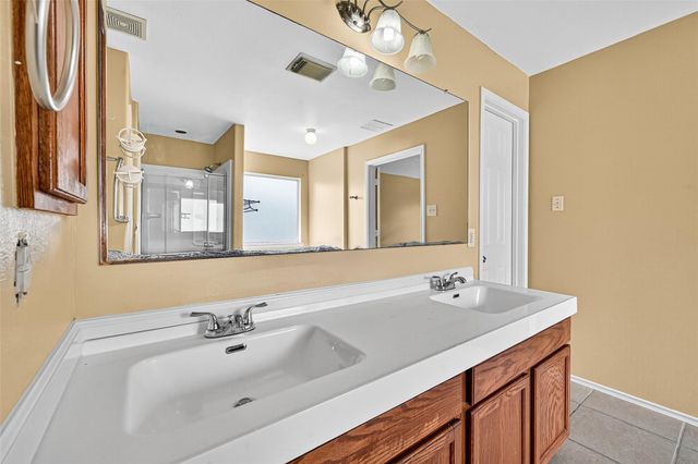 634 Hawthorne Pasture Road, Rosenberg, TX 77471