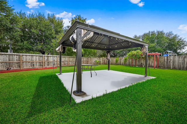 634 Hawthorne Pasture Road, Rosenberg, TX 77471