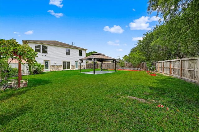 634 Hawthorne Pasture Road, Rosenberg, TX 77471