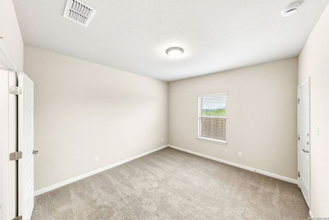 7215 MAGNOLIA CRK, San Antonio, TX 78252