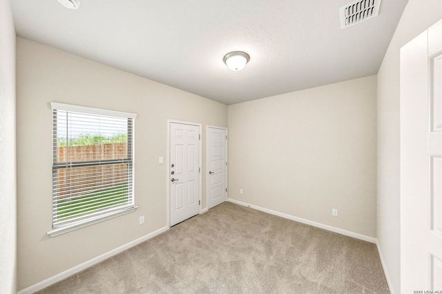 7215 MAGNOLIA CRK, San Antonio, TX 78252