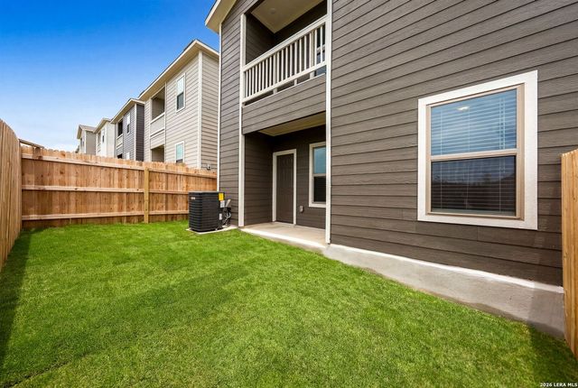 7215 MAGNOLIA CRK, San Antonio, TX 78252
