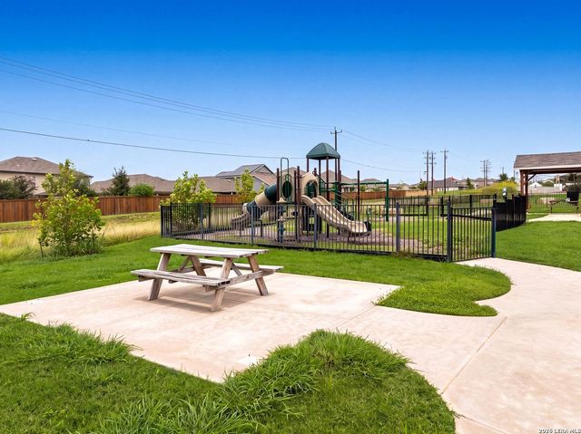 7215 MAGNOLIA CRK, San Antonio, TX 78252