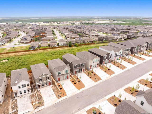 7215 MAGNOLIA CRK, San Antonio, TX 78252