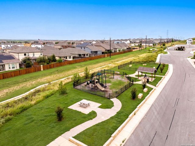 7215 MAGNOLIA CRK, San Antonio, TX 78252