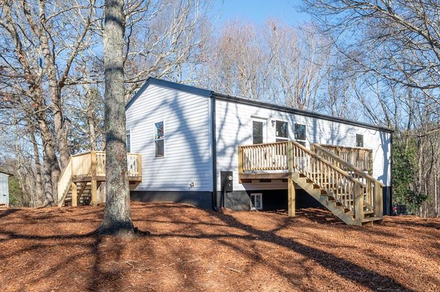 78 Ridgeback Rd, Talking Rock, GA 30175