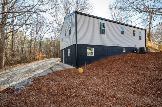 78 Ridgeback Rd, Talking Rock, GA 30175