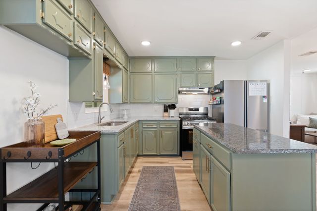 1437 Nash Street, Garland, TX 75042