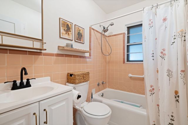 1437 Nash Street, Garland, TX 75042