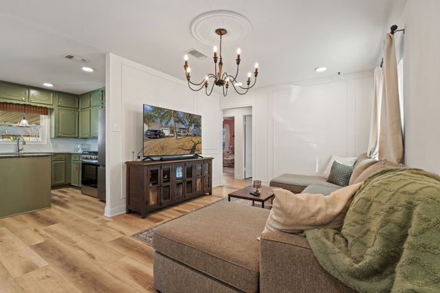 1437 Nash Street, Garland, TX 75042