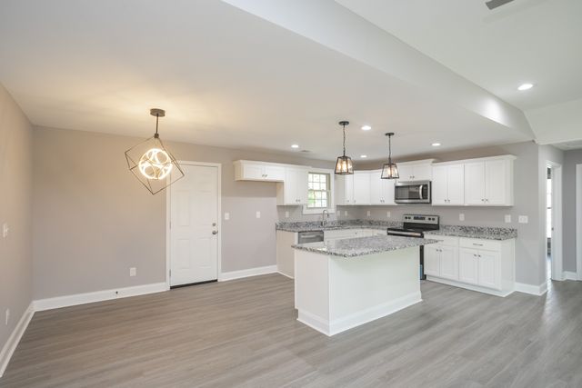 1229 Berwick Trl, Madison, TN 37115