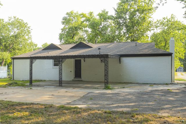 1229 Berwick Trl, Madison, TN 37115