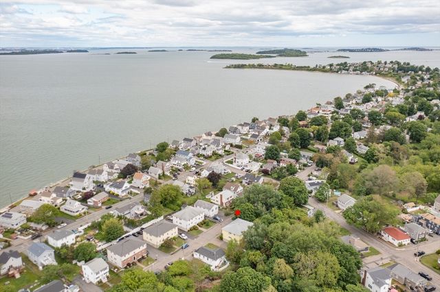 51 Stoughton St, Quincy, MA 02169