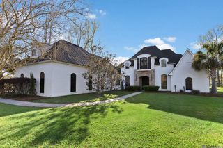 26343 E Highland Meadows Dr, Zachary, LA 70791