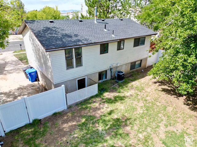 1764 N 550 W, Clinton, UT 84015