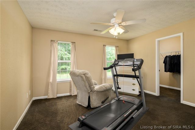 1620 Jacobs Lane, Jeffersonville, IN 47130