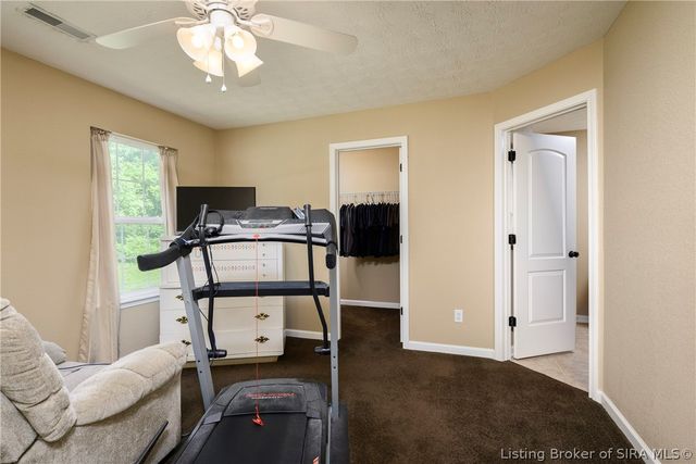 1620 Jacobs Lane, Jeffersonville, IN 47130