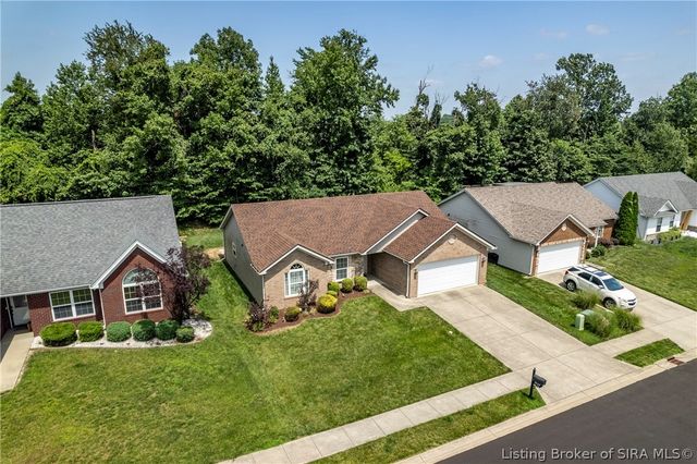 1620 Jacobs Lane, Jeffersonville, IN 47130