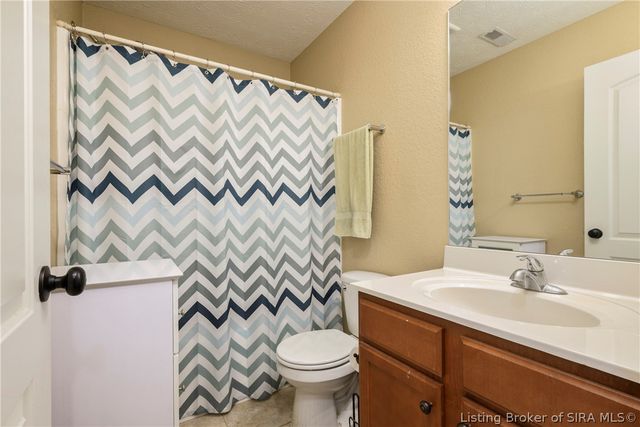 1620 Jacobs Lane, Jeffersonville, IN 47130