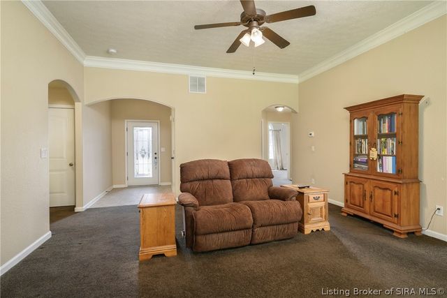 1620 Jacobs Lane, Jeffersonville, IN 47130