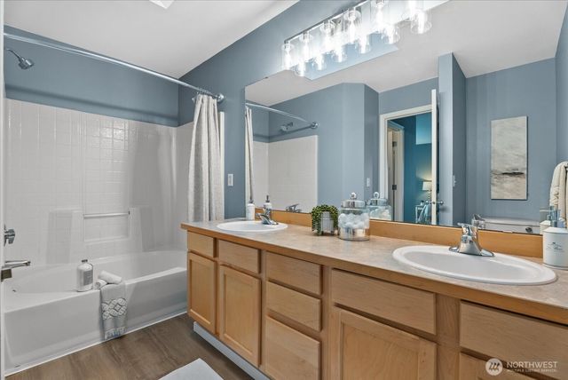 24546 SE 276th Court, Maple Valley, WA 98038