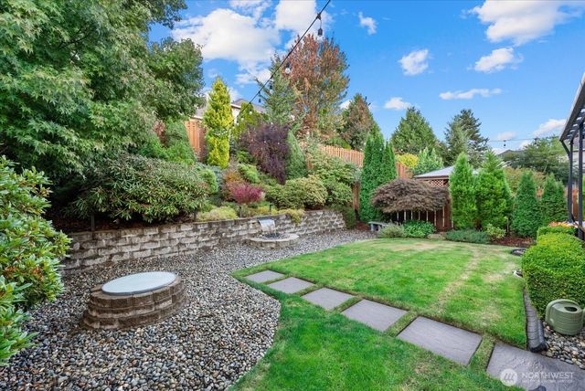 24546 SE 276th Court, Maple Valley, WA 98038