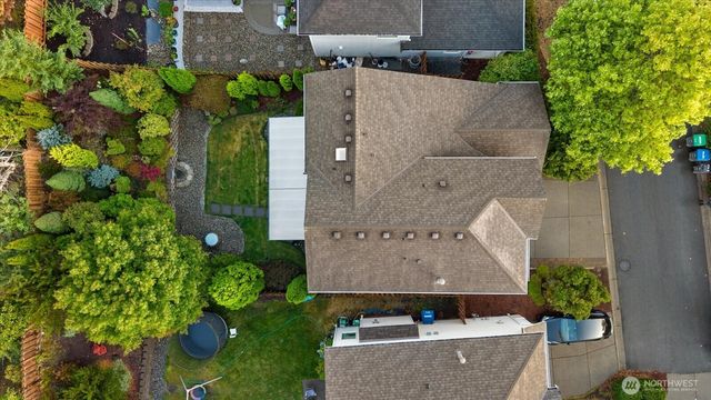 24546 SE 276th Court, Maple Valley, WA 98038