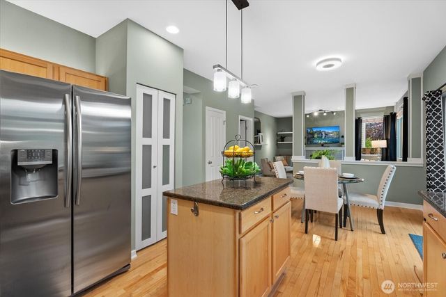 24546 SE 276th Court, Maple Valley, WA 98038