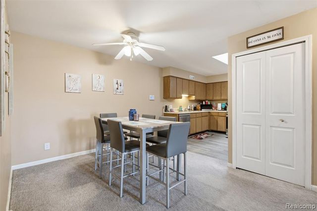735 Claire Pointe Circle, Saint Clair Shores, MI 48081
