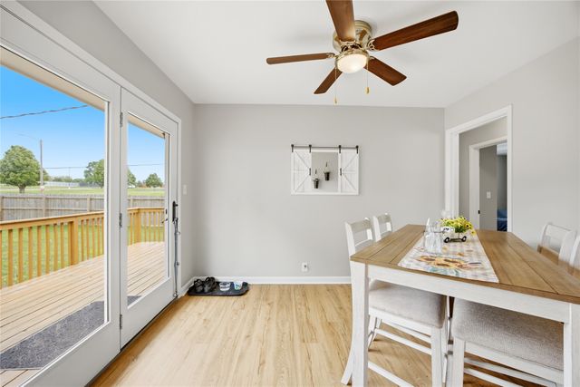 1127 Maple Avenue, Norwalk, IA 50211