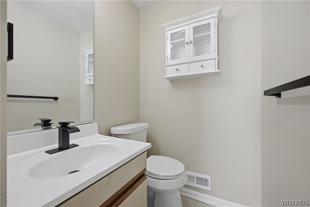 4623 Chestnut Ridge Road D, Amherst, NY 14228