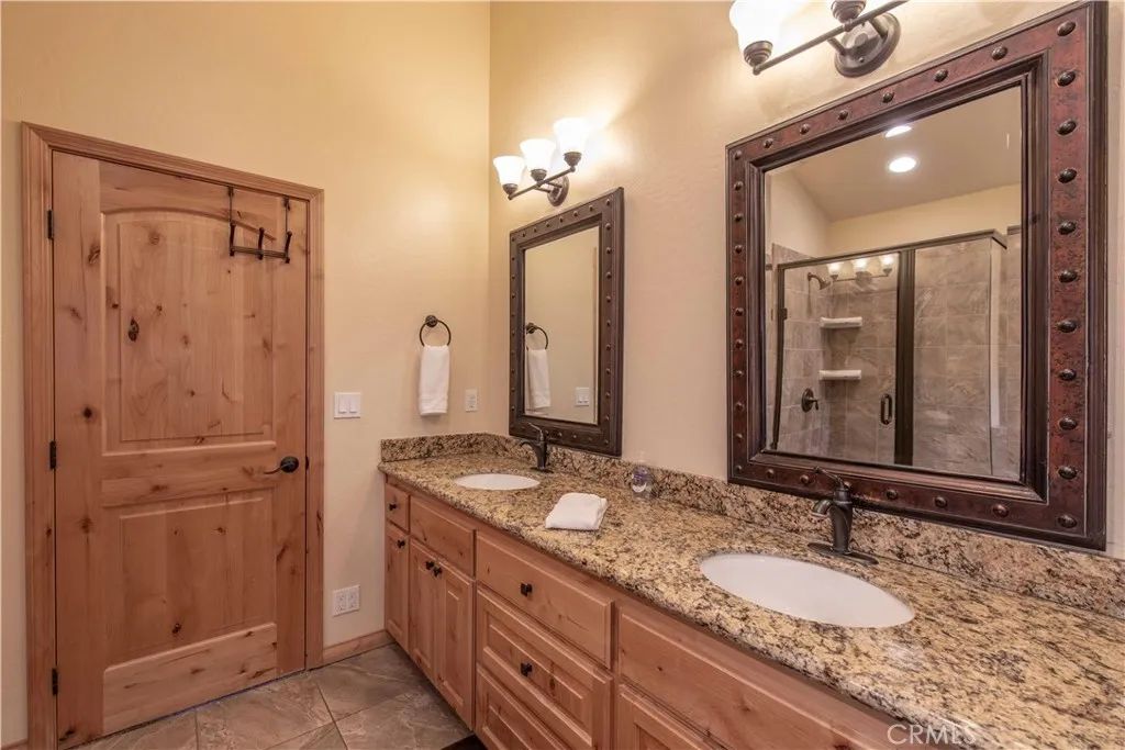 Image 52 of property listing at 41771 Swan Drive, Big Bear Lake, CA 92315