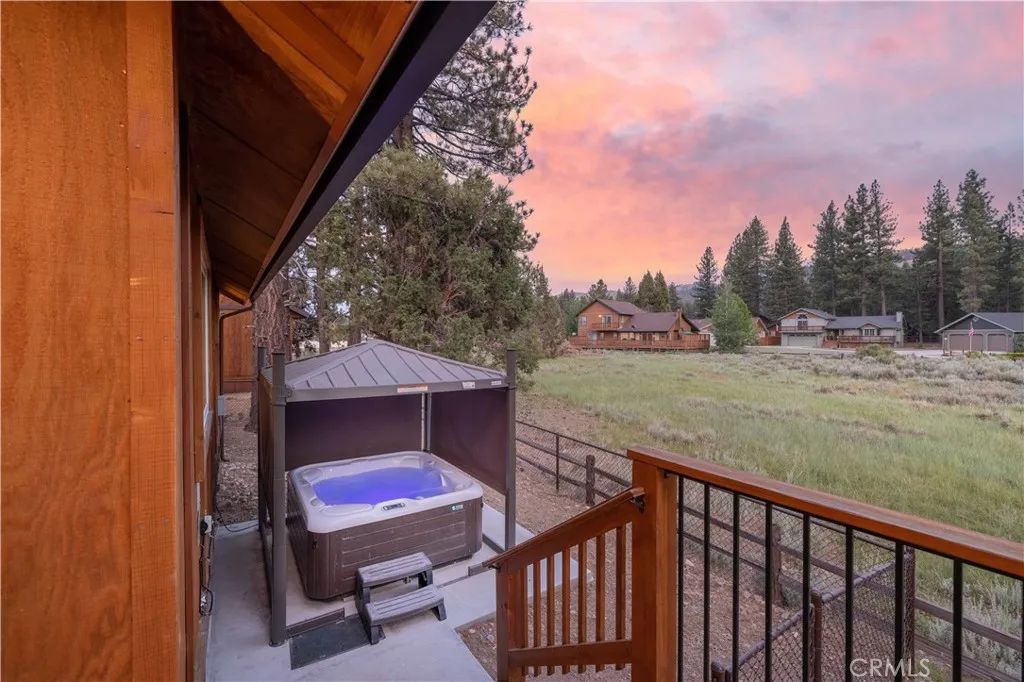 Image 8 of property listing at 41771 Swan Drive, Big Bear Lake, CA 92315