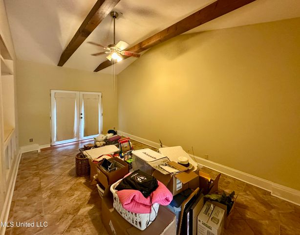 213 W Lakeview Drive, Clinton, MS 39056