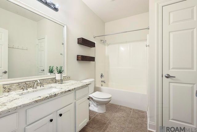 22782 Greencliff Dr, Denham Springs, LA 70726