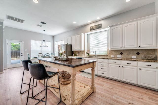 628 Creek View Drive, Prosper, TX 75078