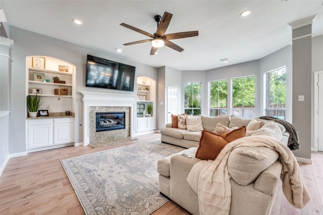 628 Creek View Drive, Prosper, TX 75078