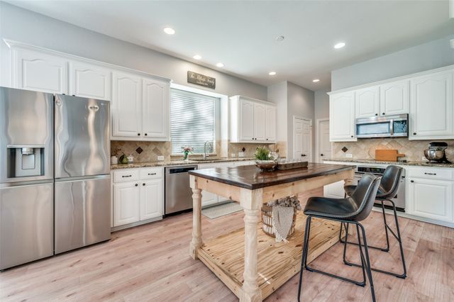 628 Creek View Drive, Prosper, TX 75078