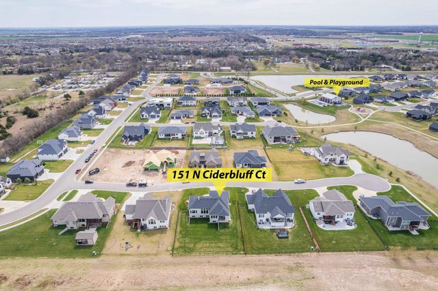 151 N Ciderbluff Ct, Wichita, KS 67052