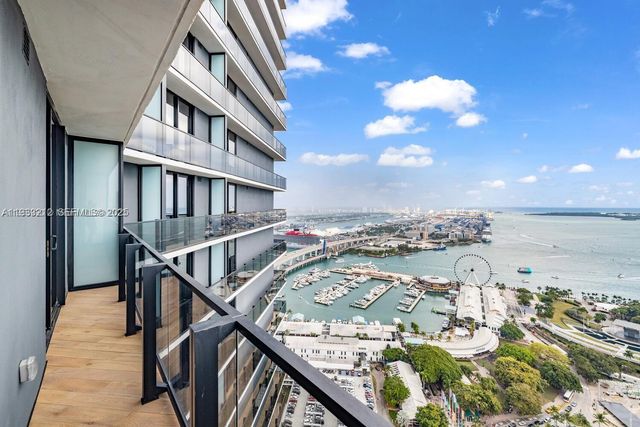 398 NE 5th St 1417, Miami, FL 33132