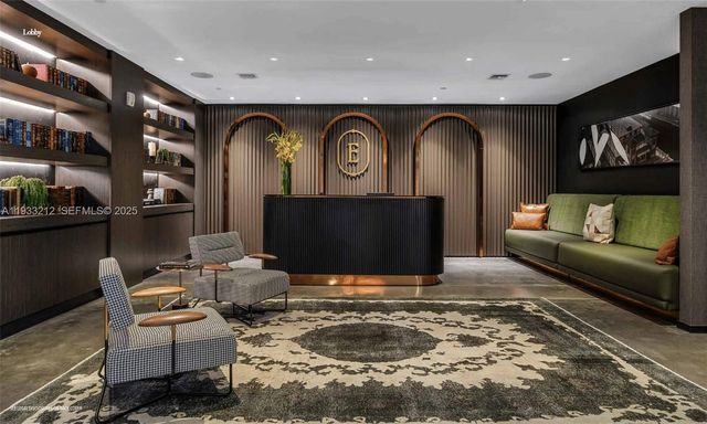 398 NE 5th St 1417, Miami, FL 33132