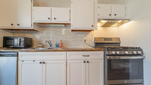 3510 170th Court, Hammond, IN 46323