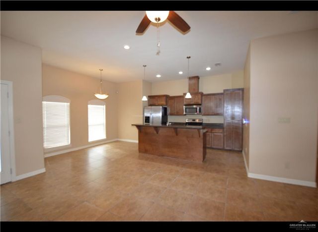 2715 Mimosa Drive 12, Mission, TX 78574