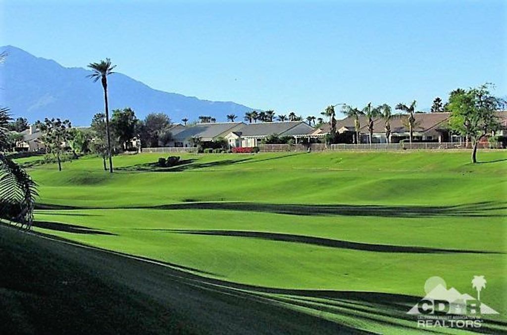 39261 Mirage Circle, Palm Desert, CA 92211