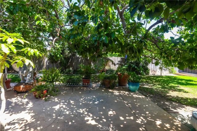 9689 Guava Avenue, Fountain Valley, CA 92708