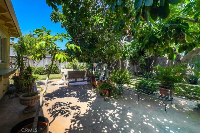 9689 Guava Avenue, Fountain Valley, CA 92708