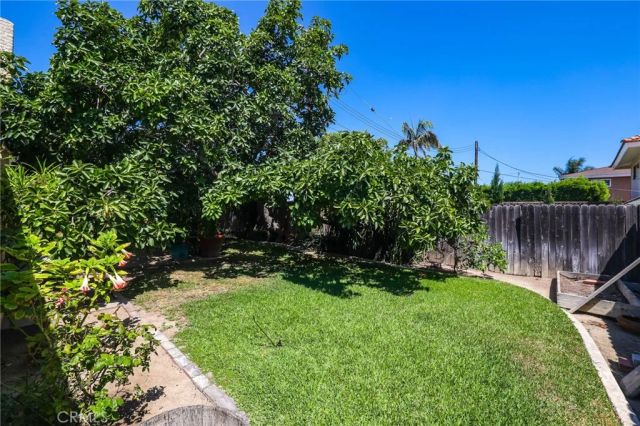 9689 Guava Avenue, Fountain Valley, CA 92708